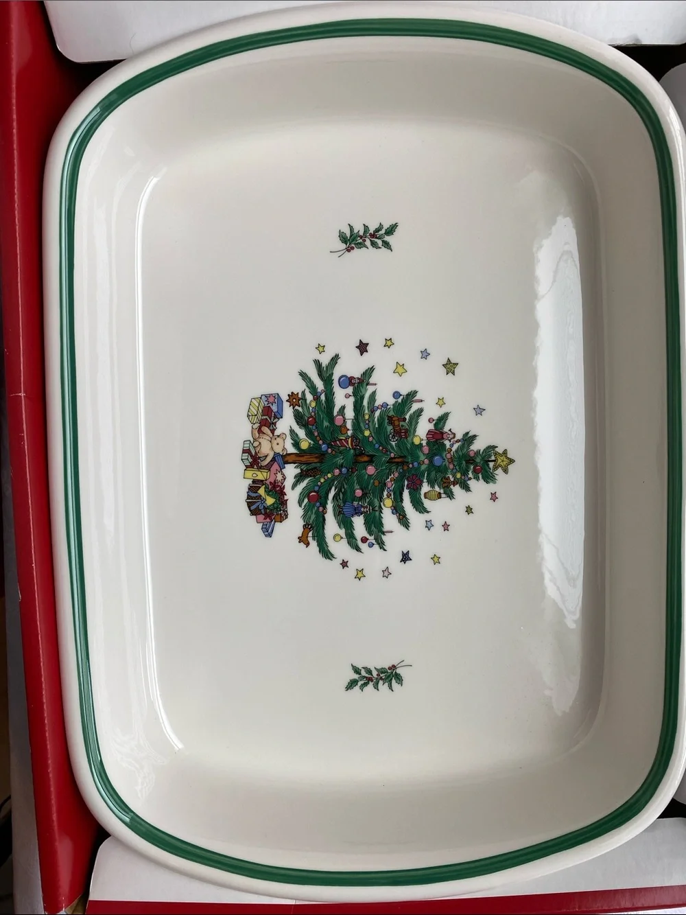 Retired Nikko Happy Holidays 15.25” large lasagna pan, new in box, new